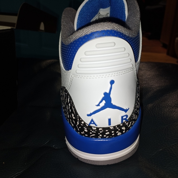 Jordan retro 3 Racer Blue - Picture 6 of 9